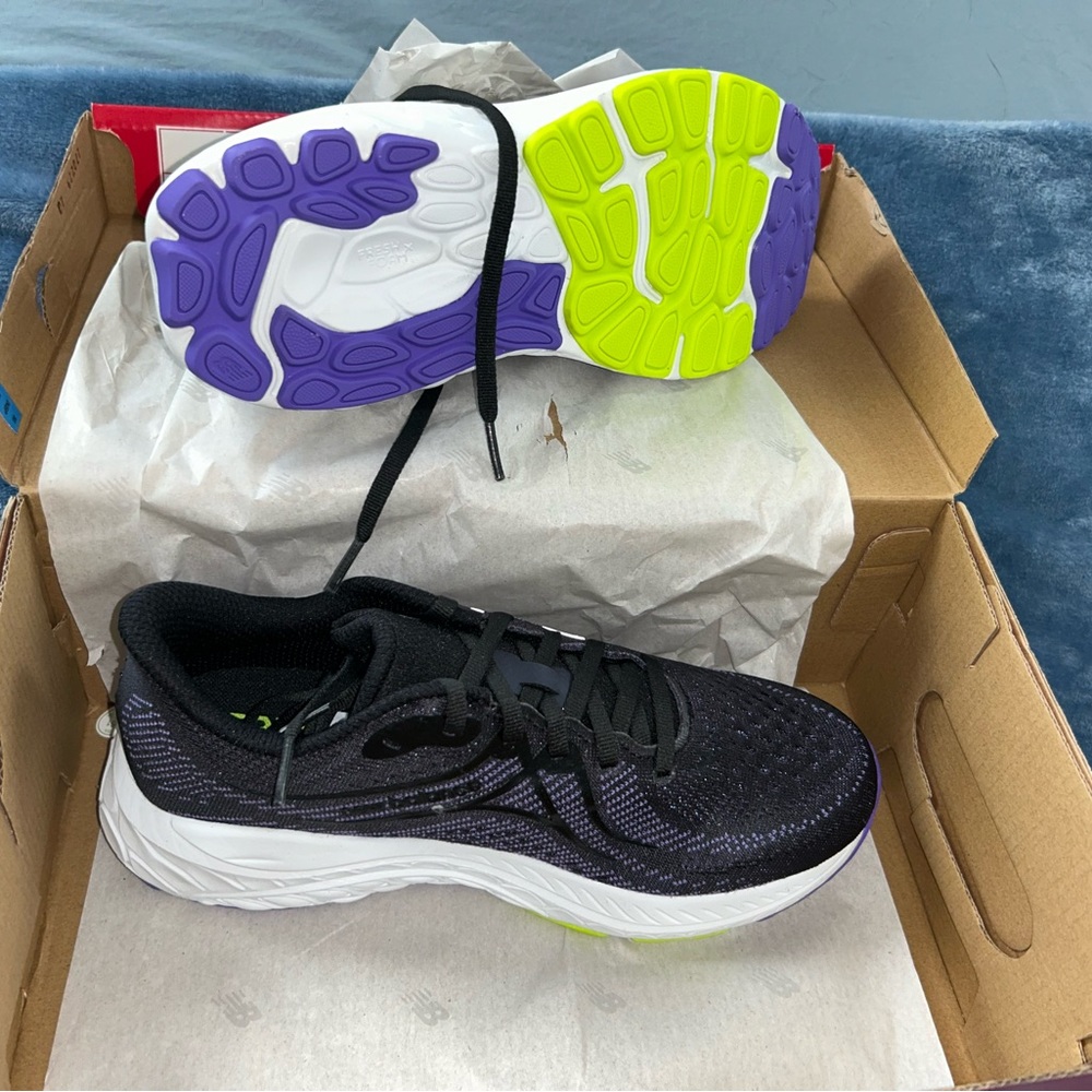 Brand new in box new balance sneakers